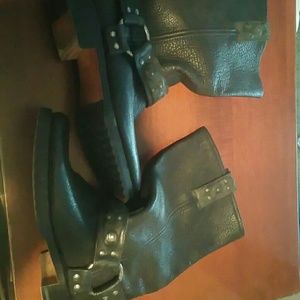 Women's FRYE black studded leather boots 7-1/2B